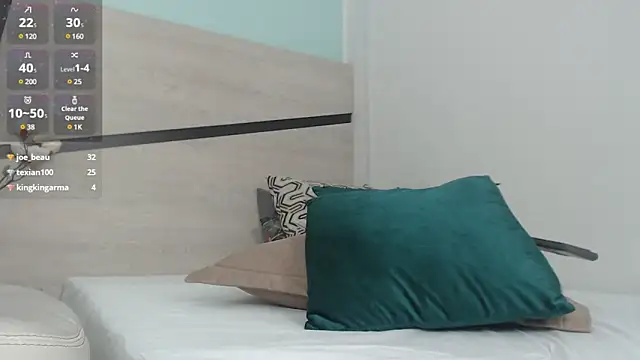 sussy leon online show from 03-19-25, 03:40