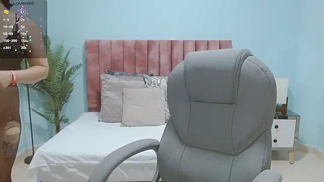 sussy leon online show from 12-01-25, 07:30