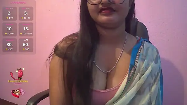 Snapshot of Pari-new chatting on 01-09-25, 07:31 Pari-new online show from 01-09-25, 07:31