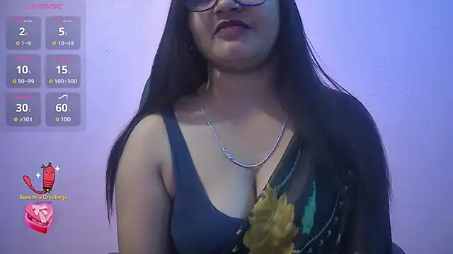 Snapshot of Pari-new chatting on 01-11-25, 04:16 Pari-new online show from 01-11-25, 04:16