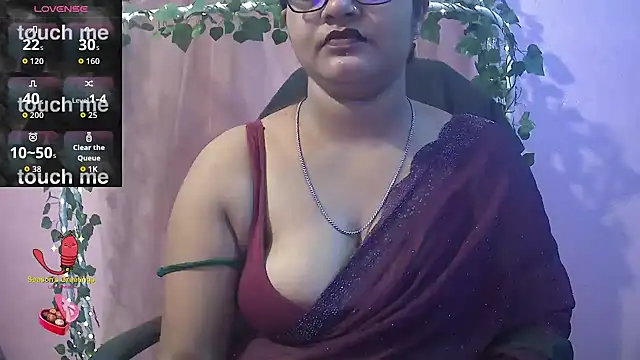 Snapshot of Pari-new chatting on 07-30-26, 04:22 Pari-new online show from 07-30-26, 04:22