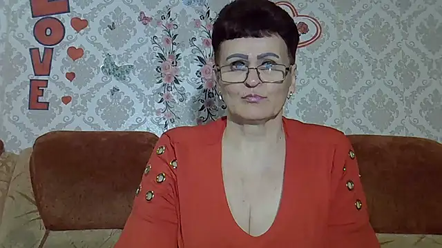 PaulaGolden online show from 06-05-26, 05:51