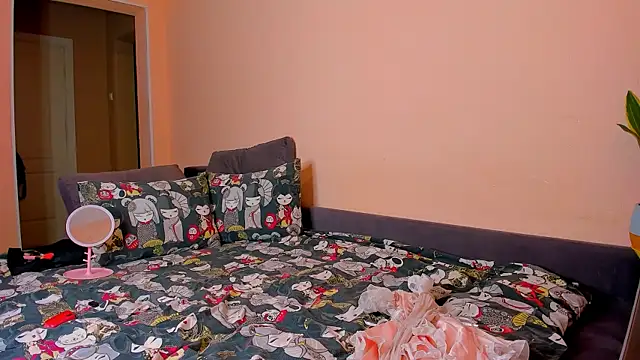 ameli moon online show from 10-25-25, 07:08