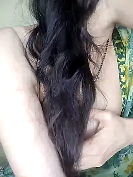 Snapshot of Fair-magic-woman chatting on 02-01-25, 09:19 Fair-magic-woman online show from 02-01-25, 09:19