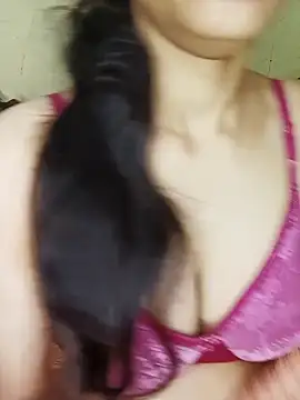 Snapshot of Fair-magic-woman chatting on 10-09-25, 10:19 Fair-magic-woman online show from 10-09-25, 10:19