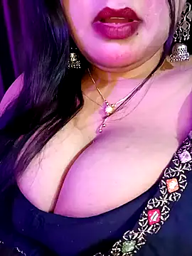 Suhanakhan00 online show from 12-23-24, 11:17