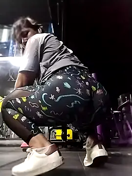 Snapshot of Karenn12 chatting on 09-16-25, 03:29 Karenn12 online show from 09-16-25, 03:29