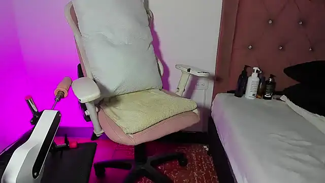 kyliestteel online show from 02-24-25, 02:40