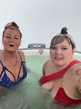 Snapshot of CurvyAngelina_Official chatting on 10-04-25, 04:16 CurvyAngelina Official online show from 10-04-25, 04:16