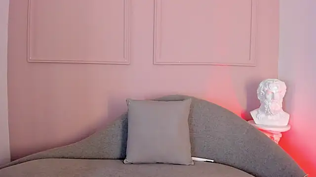 Snapshot of victoria_milann chatting on 11-29-25, 03:26 victoria milann online show from 11-29-25, 03:26