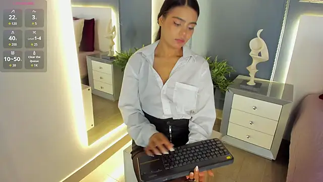 IvyEllis online show from 11-05-25, 11:54