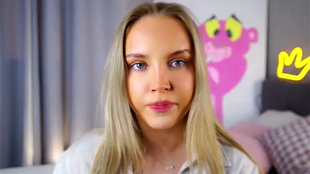 Snapshot of AftonConnett chatting on 10-25-25, 01:02 AftonConnett online show from 10-25-25, 01:02