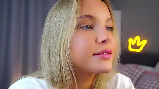 Snapshot of AftonConnett chatting on 11-12-25, 01:06 AftonConnett online show from 11-12-25, 01:06