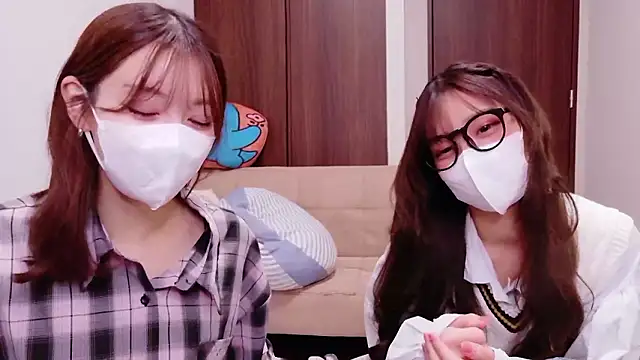 Snapshot of ASUKA-TV chatting on 09-26-25, 11:36 ASUKA-TV online show from 09-26-25, 11:36