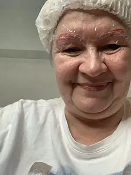 Laura Millf online show from 01-23-25, 04:04