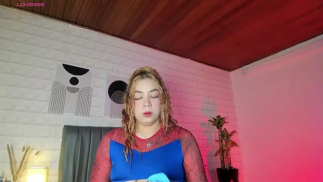 Lizzie-Evans online show from 07-23-26, 12:03