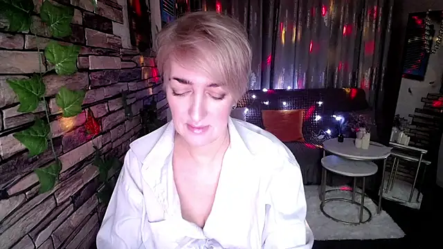 Hot Girl87 online show from 12-09-24, 03:54