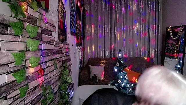 Hot Girl87 online show from 12-14-24, 10:28