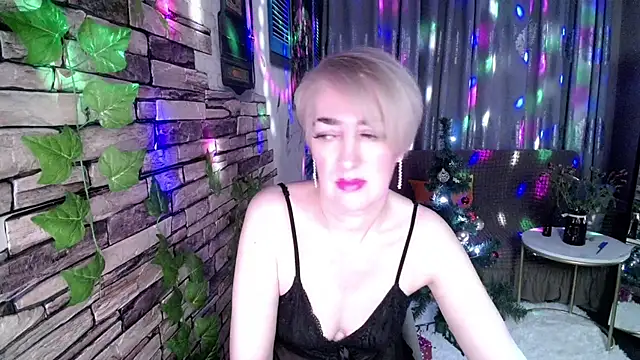 Hot Girl87 online show from 12-21-24, 06:55