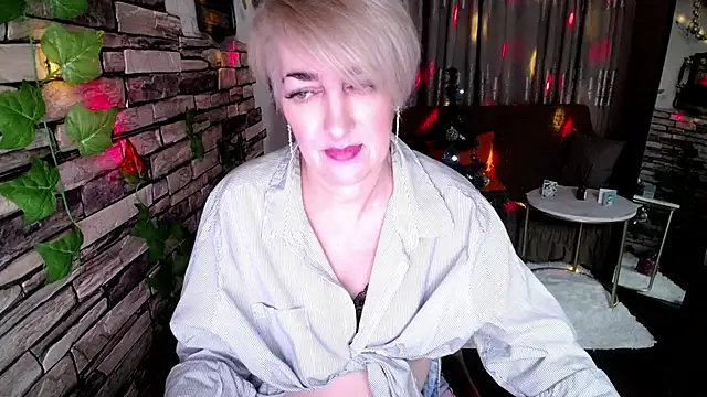 Hot Girl87 online show from 12-24-24, 06:17