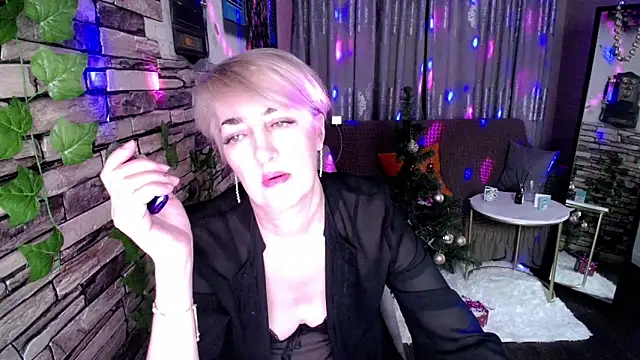 Hot Girl87 online show from 12-24-24, 09:44