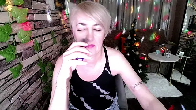 Hot Girl87 online show from 12-26-24, 10:52