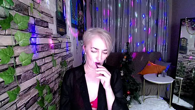 Hot Girl87 online show from 01-03-25, 06:35