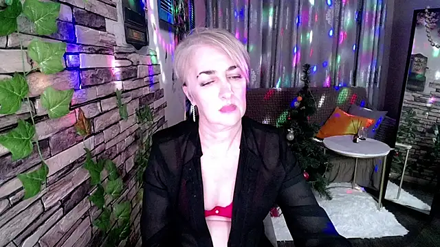 Hot Girl87 online show from 01-03-25, 09:47