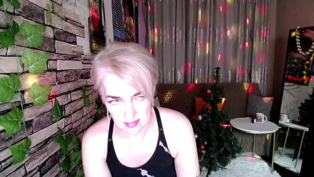 Hot Girl87 online show from 01-04-25, 06:30