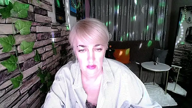 Hot Girl87 online show from 01-05-25, 08:21