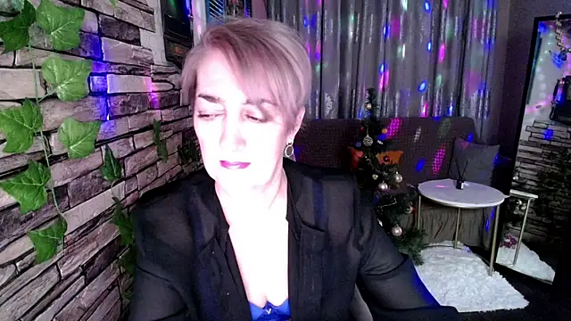 Hot Girl87 online show from 01-08-25, 02:14