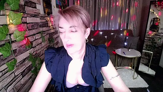 Hot Girl87 online show from 01-14-25, 10:44