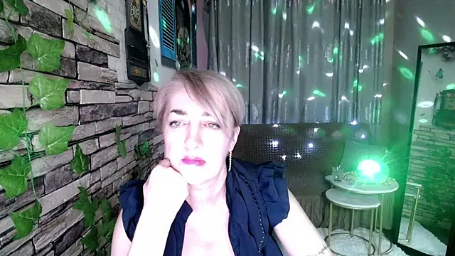 Hot Girl87 online show from 01-27-25, 09:22