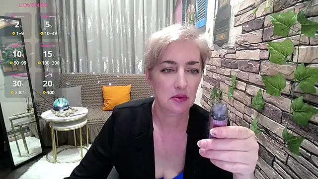 Hot Girl87 online show from 02-04-25, 03:36