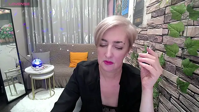 Hot Girl87 online show from 02-05-25, 02:26