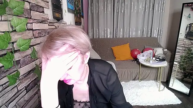 Hot Girl87 online show from 02-13-25, 07:31