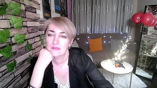 Hot Girl87 online show from 02-14-25, 10:58