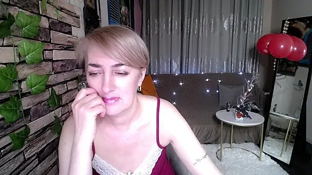 Hot Girl87 online show from 02-16-25, 01:14