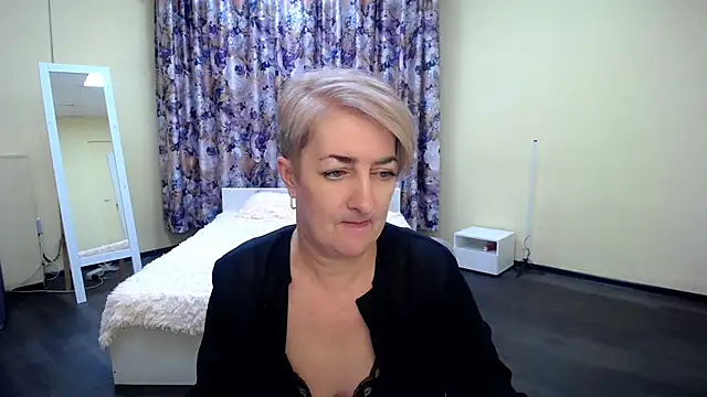 Hot Girl87 online show from 03-13-25, 05:07