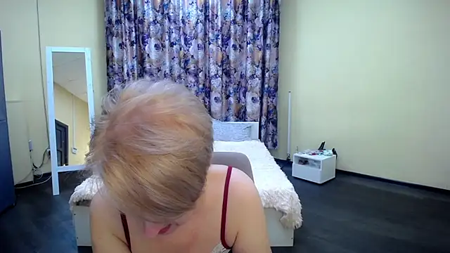 Hot Girl87 online show from 03-17-25, 09:34