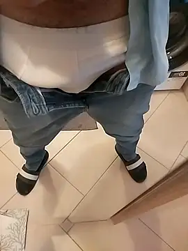 Snapshot of ptrz990 chatting on 11-05-25, 01:55 ptrz990 online show from 11-05-25, 01:55