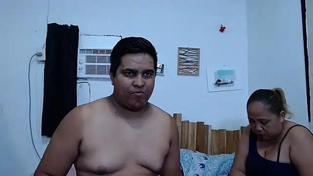 lucasandSofi online show from 11-20-25, 03:07