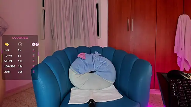 Julie Markk online show from 11-13-25, 09:14