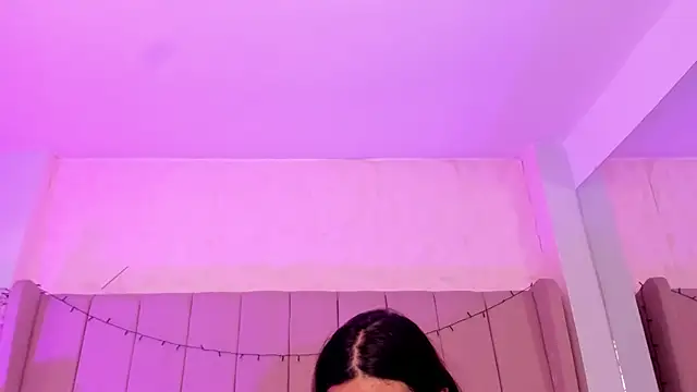 Snapshot of MollyBigBoobs12 chatting on 09-11-25, 08:09 MollyBigBoobs12 online show from 09-11-25, 08:09