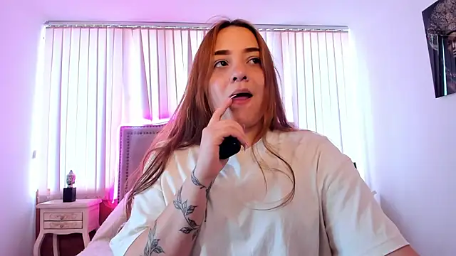 Valentina Se online show from 12-17-24, 09:05