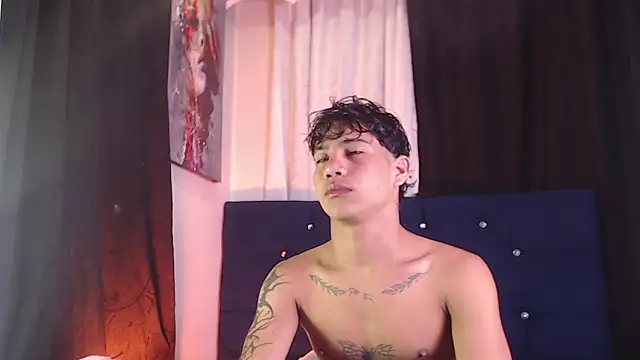 Sexys Boys Hot1 online show from 02-11-26, 01:38