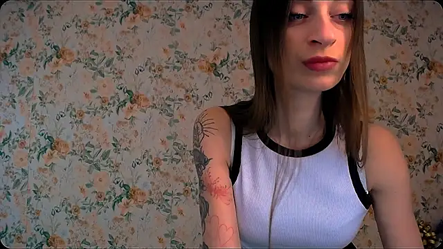 Asia N  online show from 02-18-25, 07:43