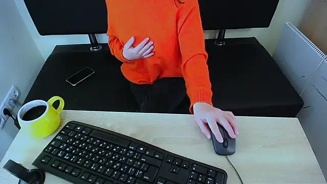 LaimaV  online show from 11-01-25, 07:43