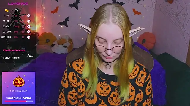 Fluffy muffin  online show from 10-26-25, 03:07