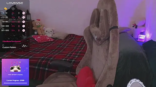 Fluffy muffin  online show from 11-11-25, 08:47